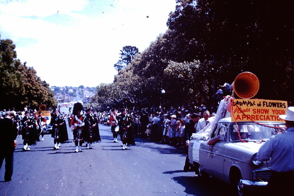 1960 Sept - Carnival of flowers Toowoomba