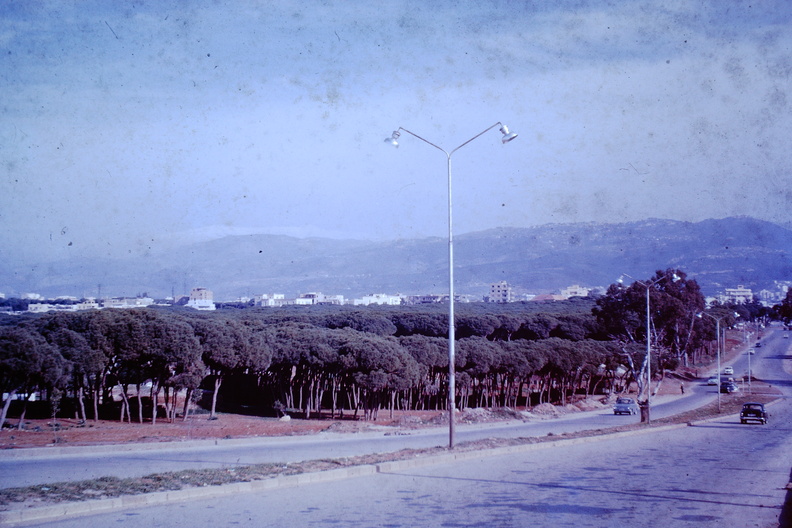 1963_Jan_-_Arab_refugee_camp_Beirut.JPG